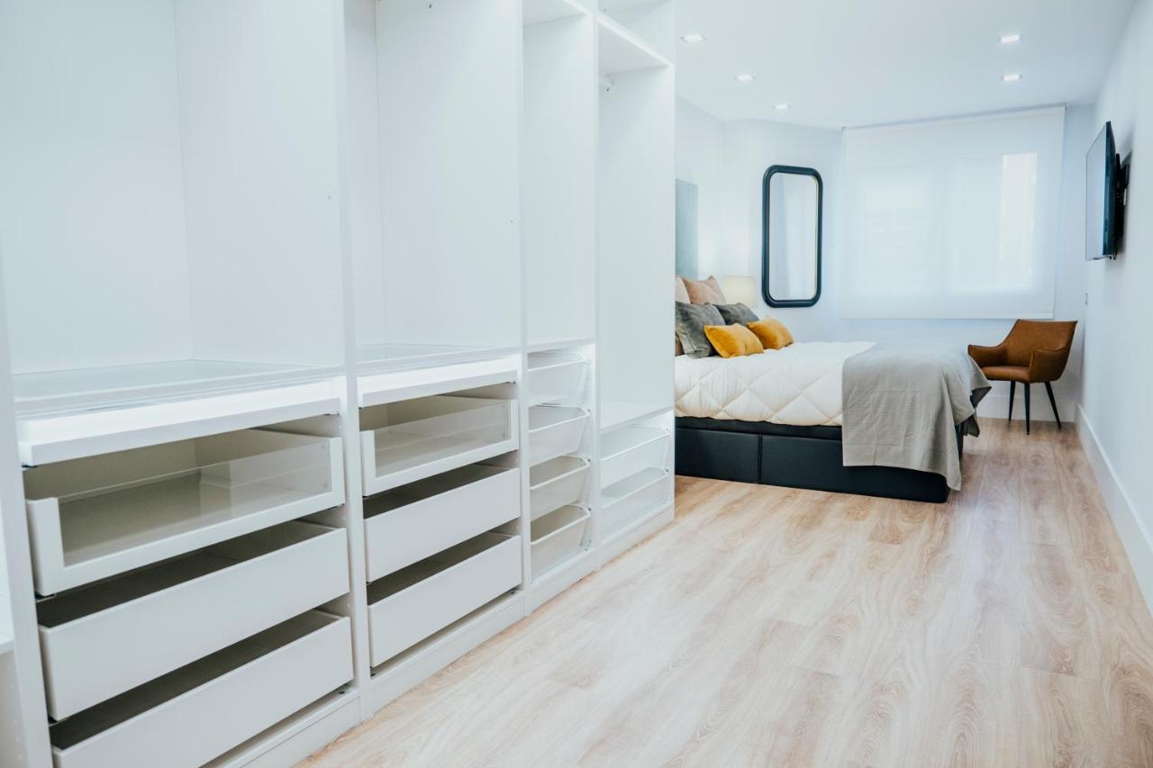 Appartamento Apartamento Augusto Junquera Oviedo Esterno foto